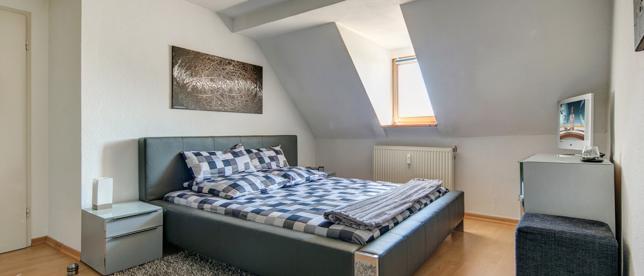 Tetőtéri lakás München Haidhausen 01 Alvó 9579