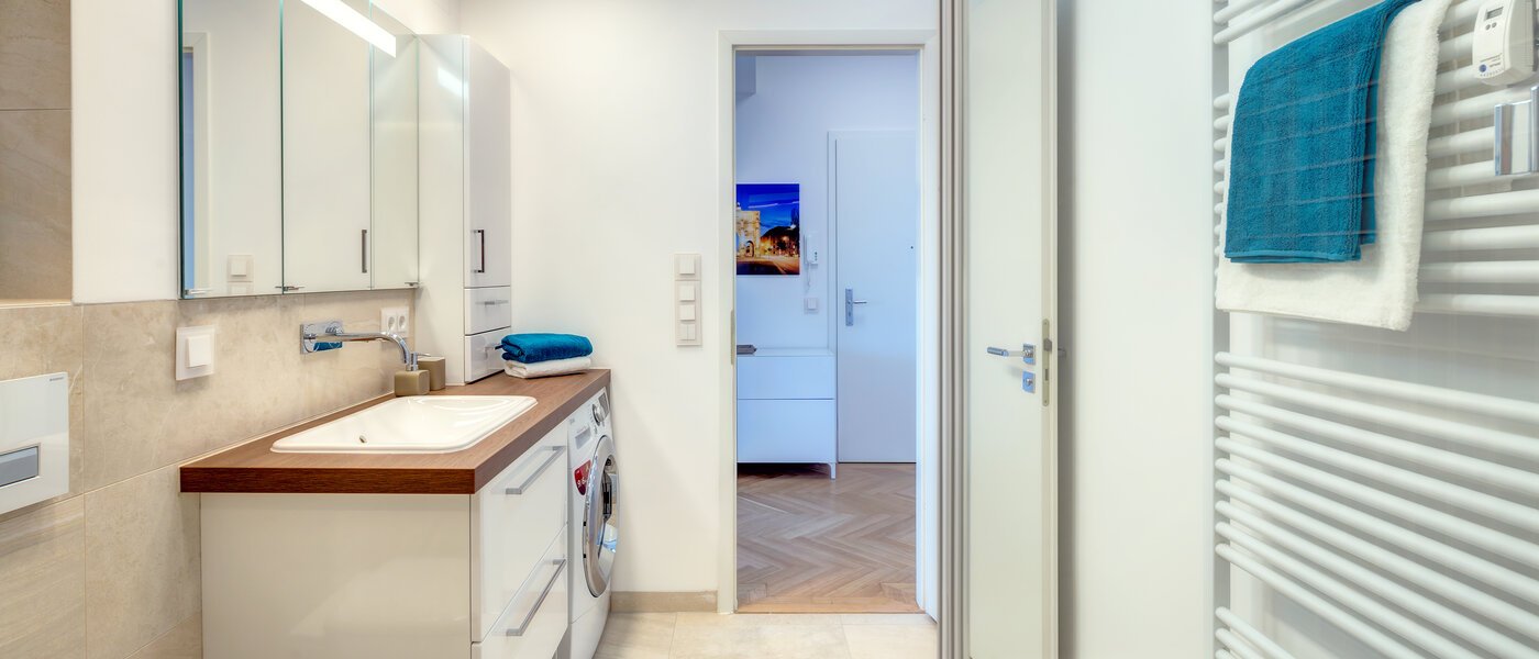 Byt so strešnou terasou München Schwabing 04 Kúpeľňa 9602