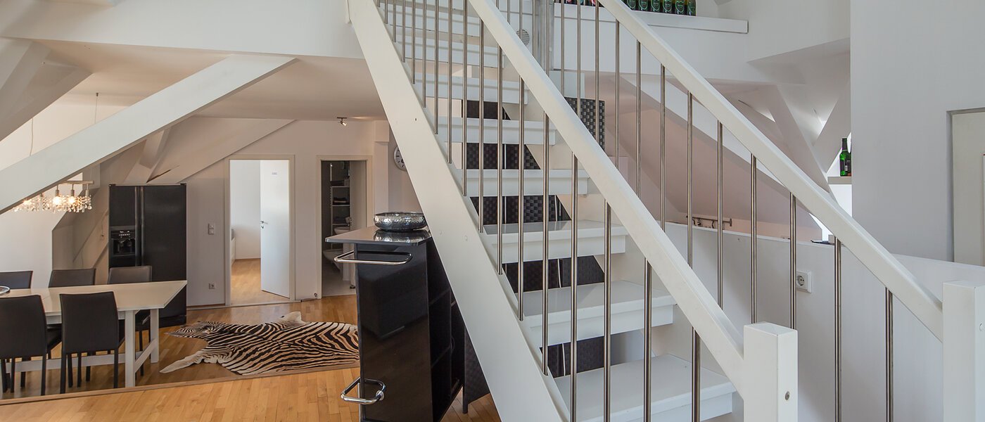 Byt so strešnou terasou München Maxvorstadt - Universitätsviertel 03 Living 9606