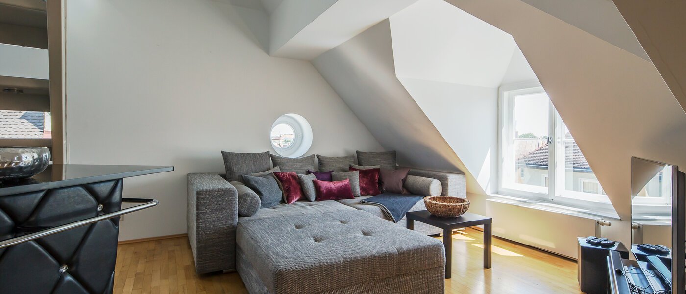 Byt so strešnou terasou München Maxvorstadt - Universitätsviertel 04 Living 9606