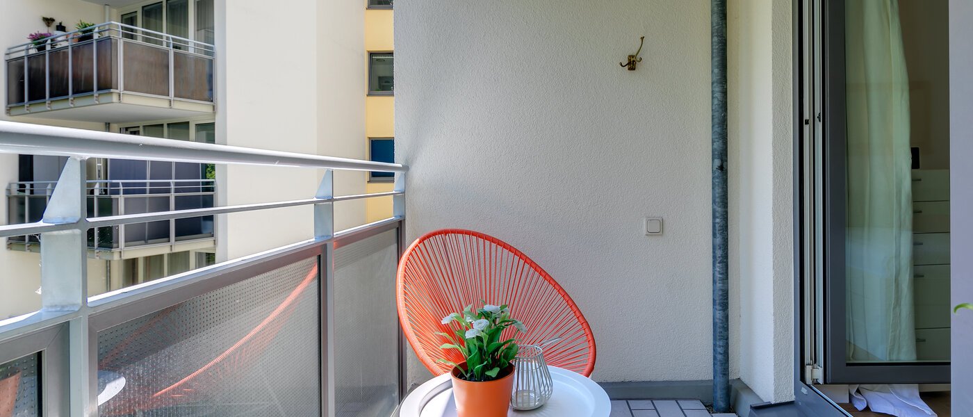 Плоский München Maxvorstadt - Museumsviertel 02 Балкон 9616