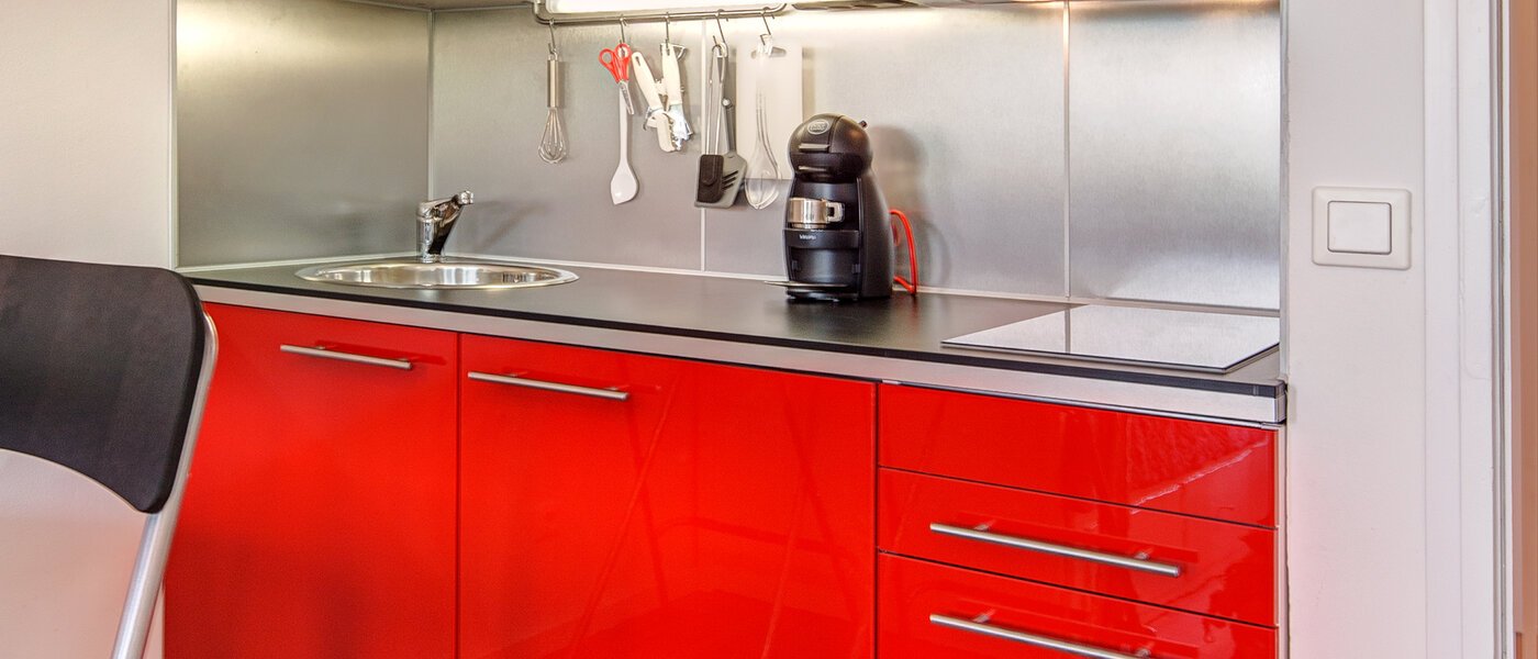 Düz München Schwabing-Nord (zw. Leopoldstraße & Englischen Garten) 02 Mutfak 9622