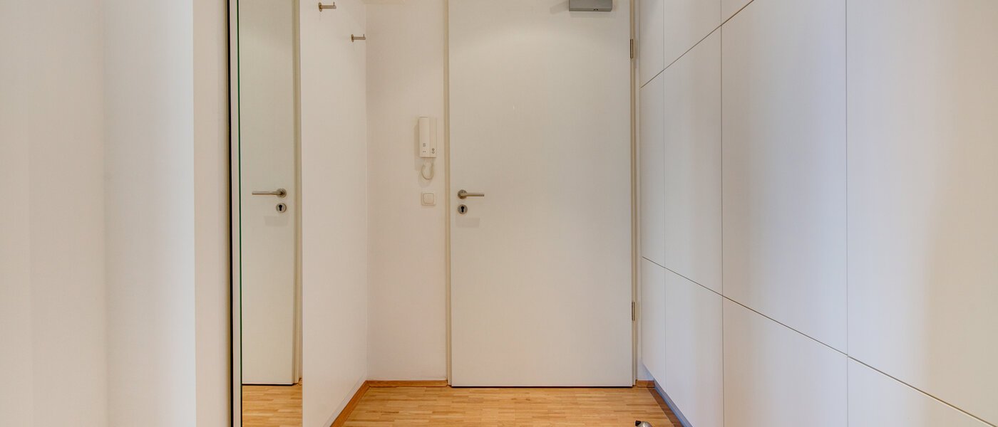 Ploché München Großhadern 02 Chodba/chodba 9626