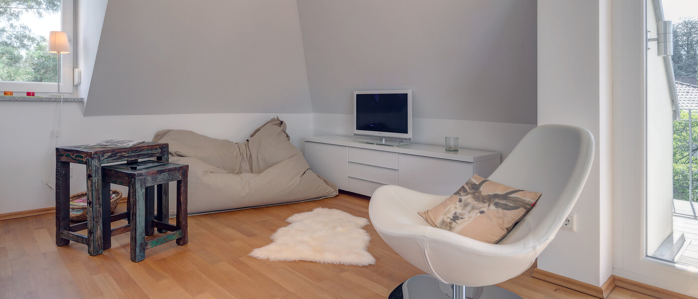 Byt so strešnou terasou München Obermenzing 03 Living 9637