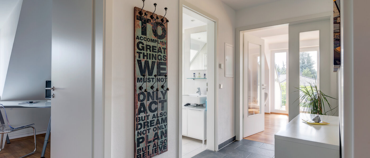 Byt so strešnou terasou München Obermenzing 01 Chodba/priestor 9637