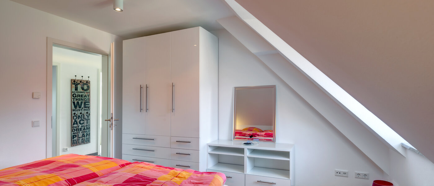 Byt so strešnou terasou München Obermenzing 02 1. spálňa 9637