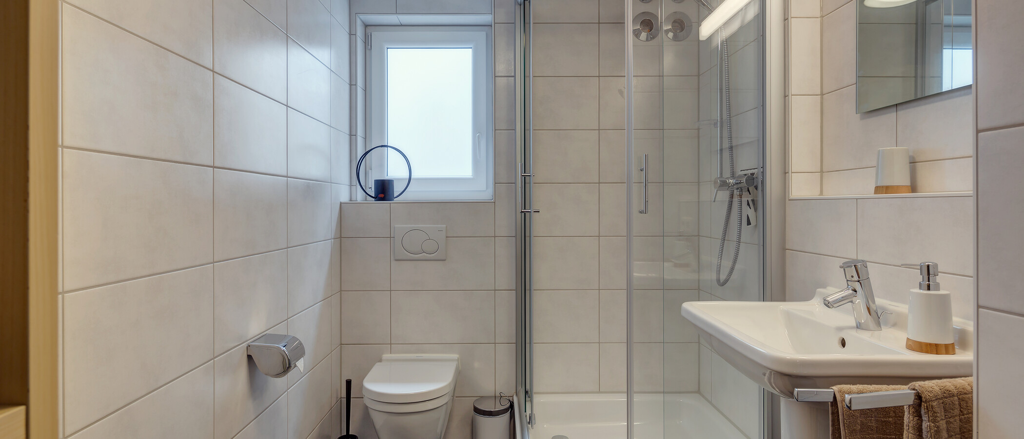 Zahradní byt München Forstenried 01 2. koupelna 9703