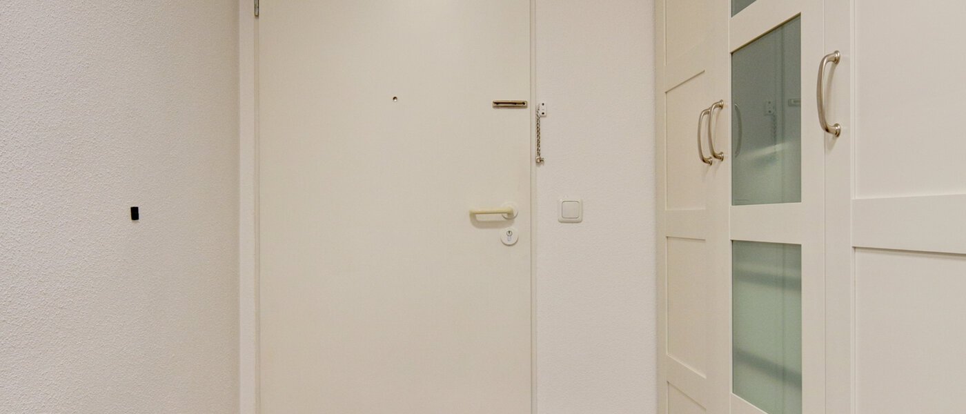 Ploché München Maxvorstadt - Westen 02 Chodba/chodba 9732