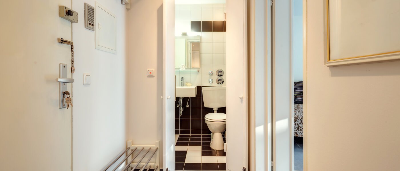 Lapos München Schwabing (rechts der Leopoldstraße) 02 Folyosó/folyosó 9736