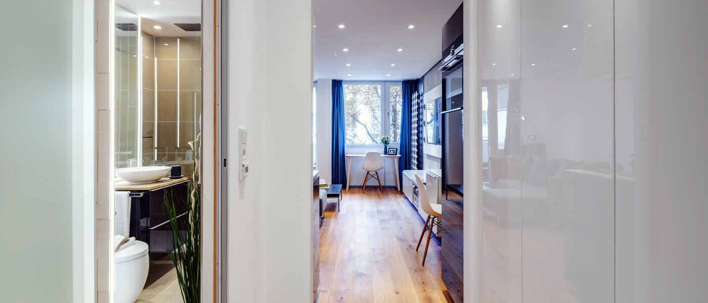 Плоский München Neuhausen 02 Коридор/передпокій 9737