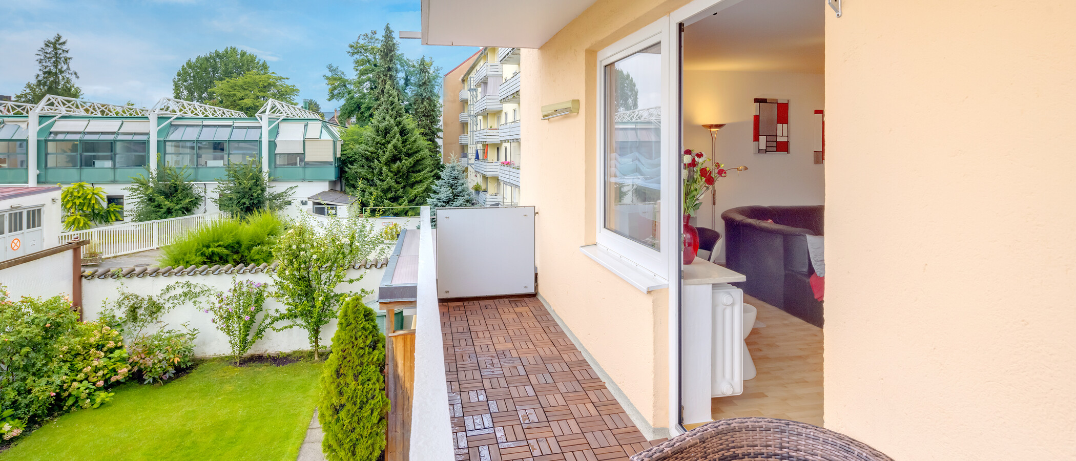 Ravna stran München Sendling 01 Balkon 9759