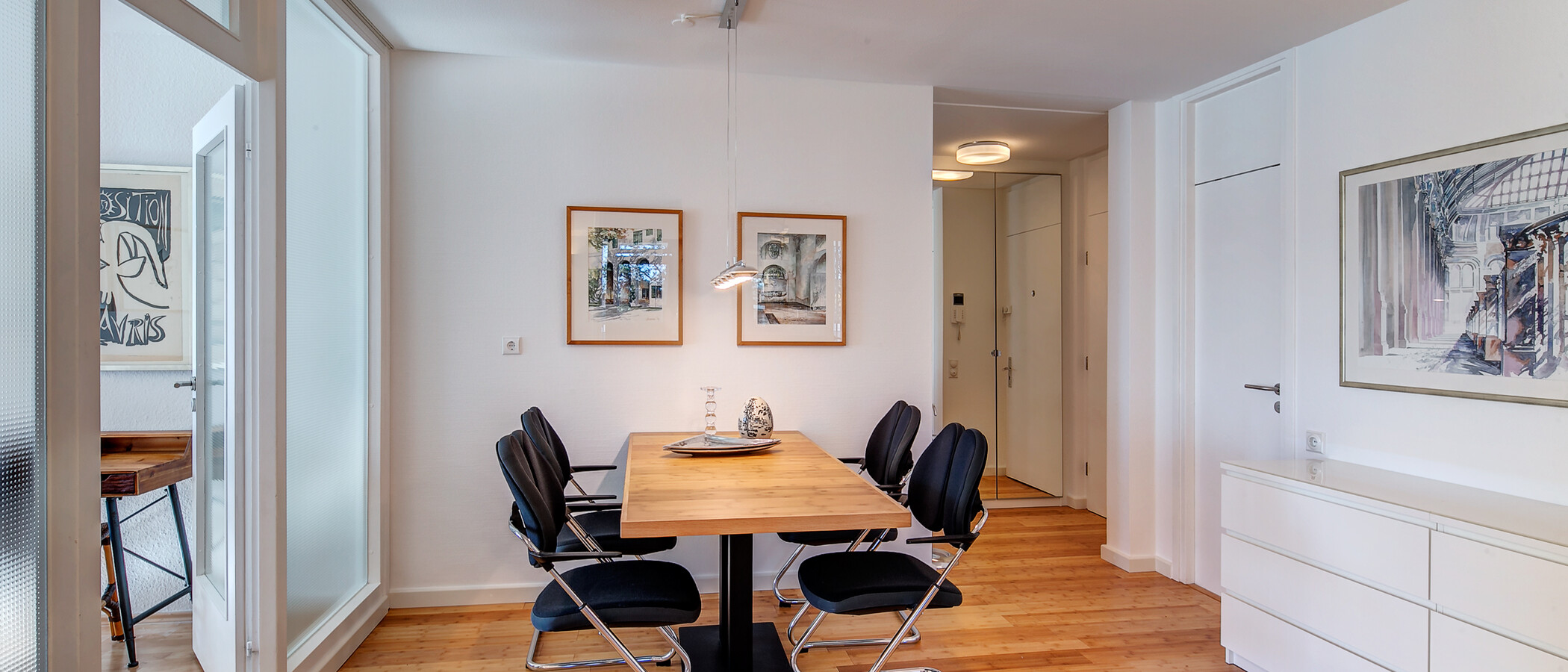 Плосък München Schwabing-West 01 Храна 9763