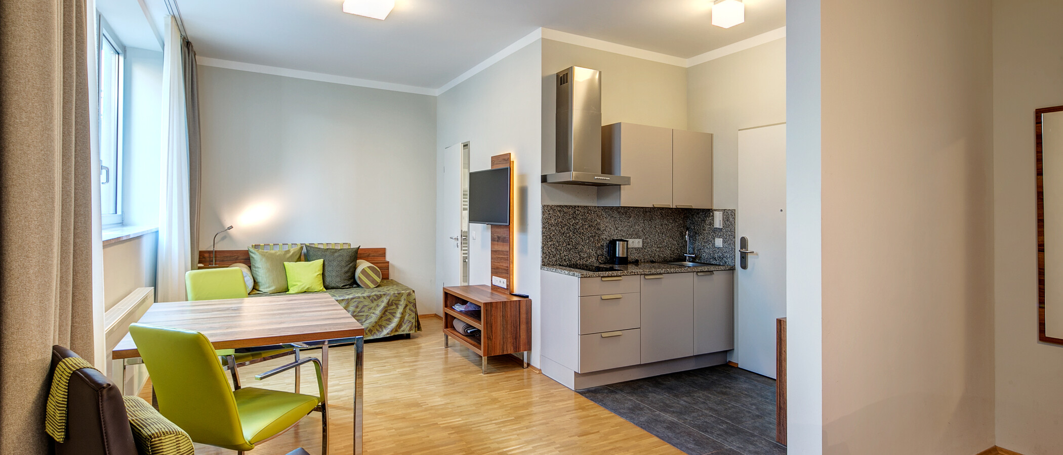 Плосък Ismaning 03 Living 9770