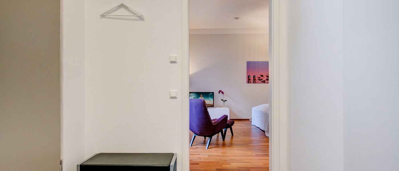 Плоский München Ludwigsvorstadt 01 Коридор/передпокій 9771