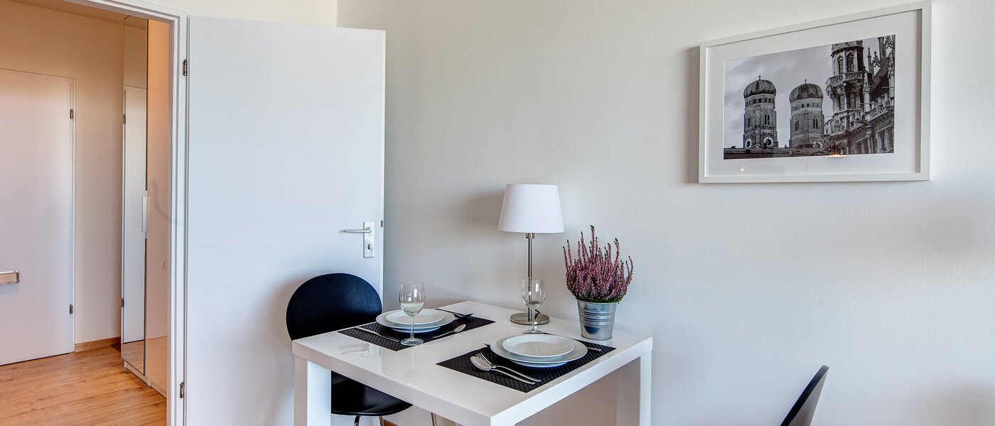 Ravna stran München Haidhausen 03 Življenje 9774