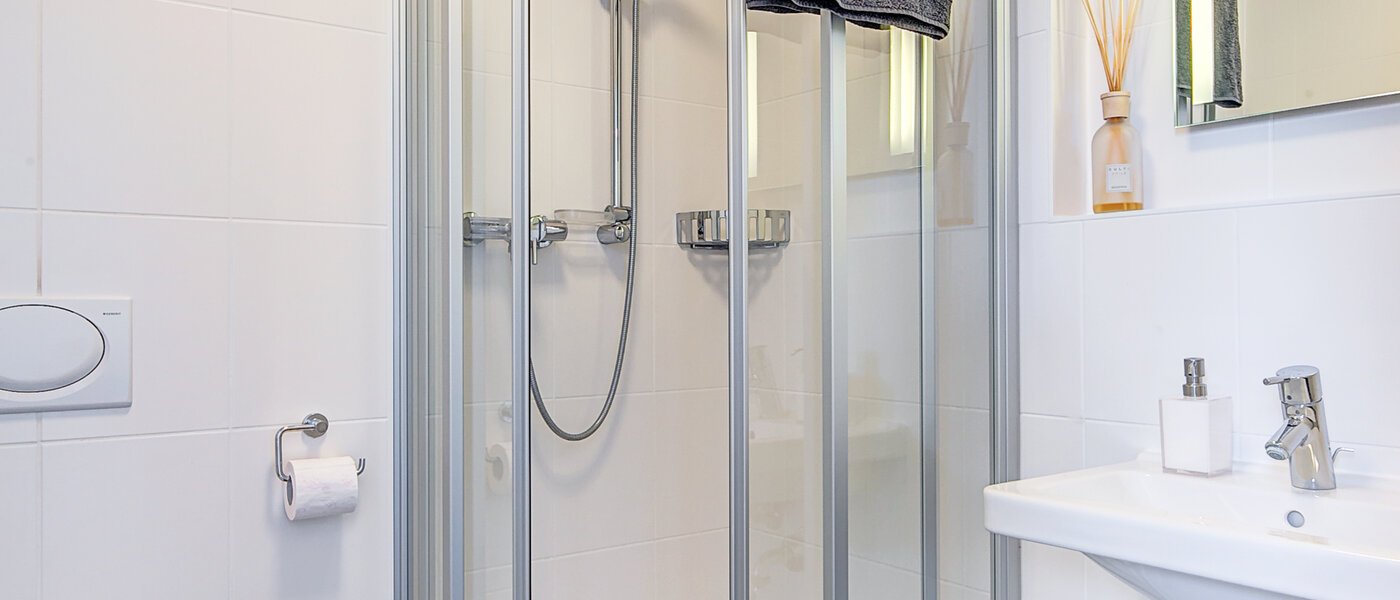 Takvåning München Obergiesing 02 2. Badrum 9778