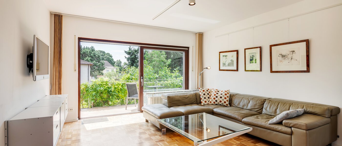 Lapos München Berg am Laim 01 Nappali 9783