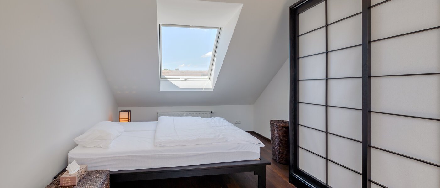 Apartamento com terraço no telhado München Untermenzing 01 Quarto de dormir 9794