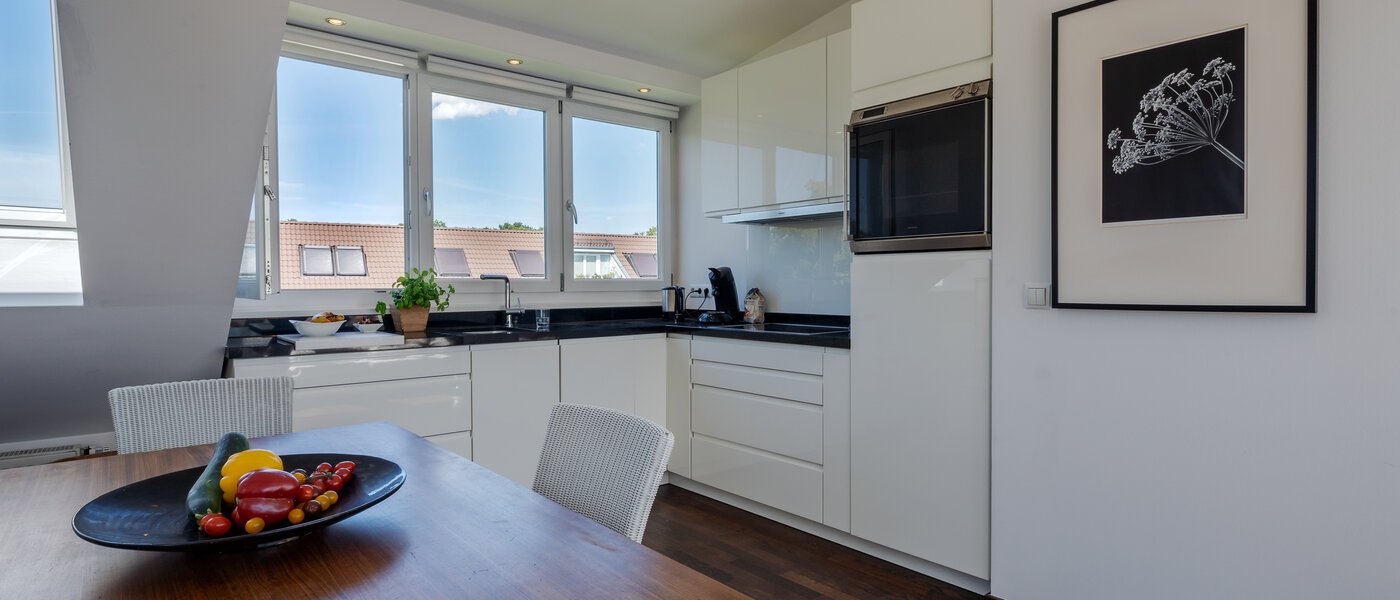 Apartamento com terraço no telhado München Untermenzing 05 Área de estar 9794