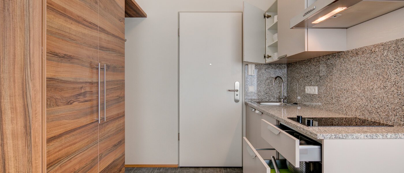 Plat Ismaning 01 Gang/hal 9796