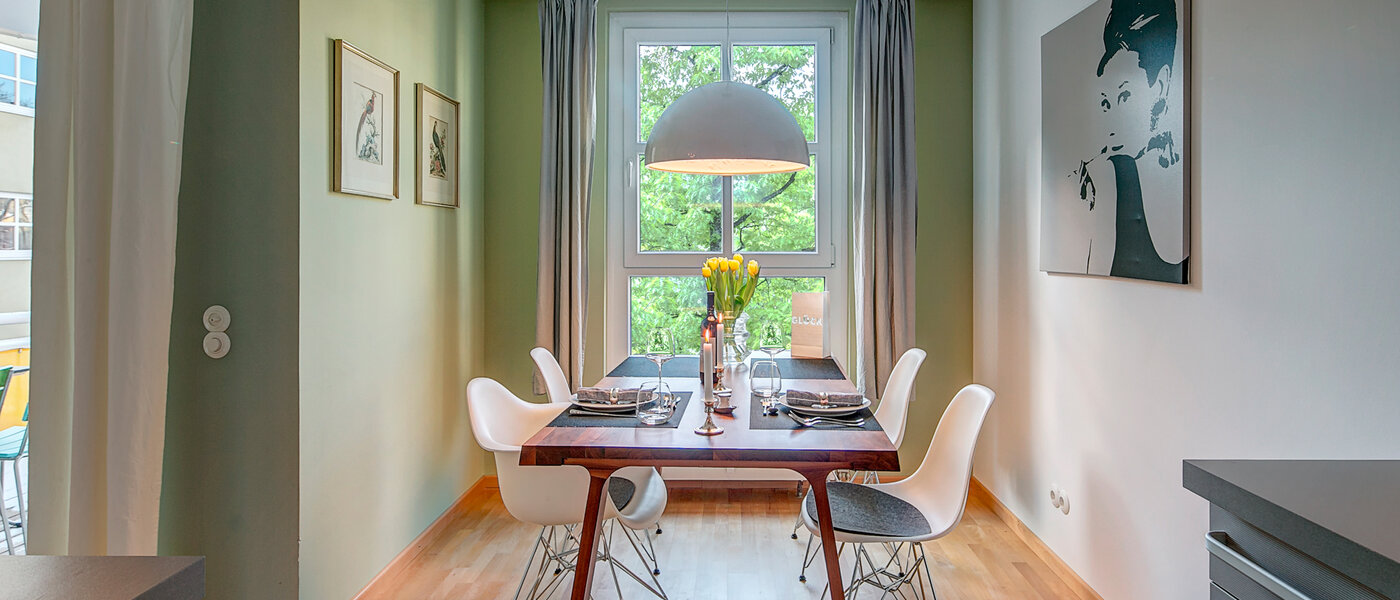 Düz München Nymphenburg-Gern 01 Yemek 9853