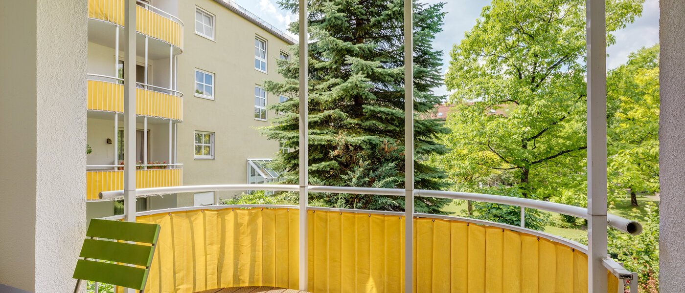 Düz München Nymphenburg-Gern 01 Balkon 9853