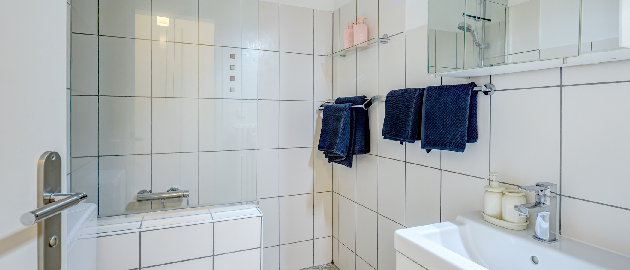 Lapos München Milbertshofen 01 Fürdőszoba 9863