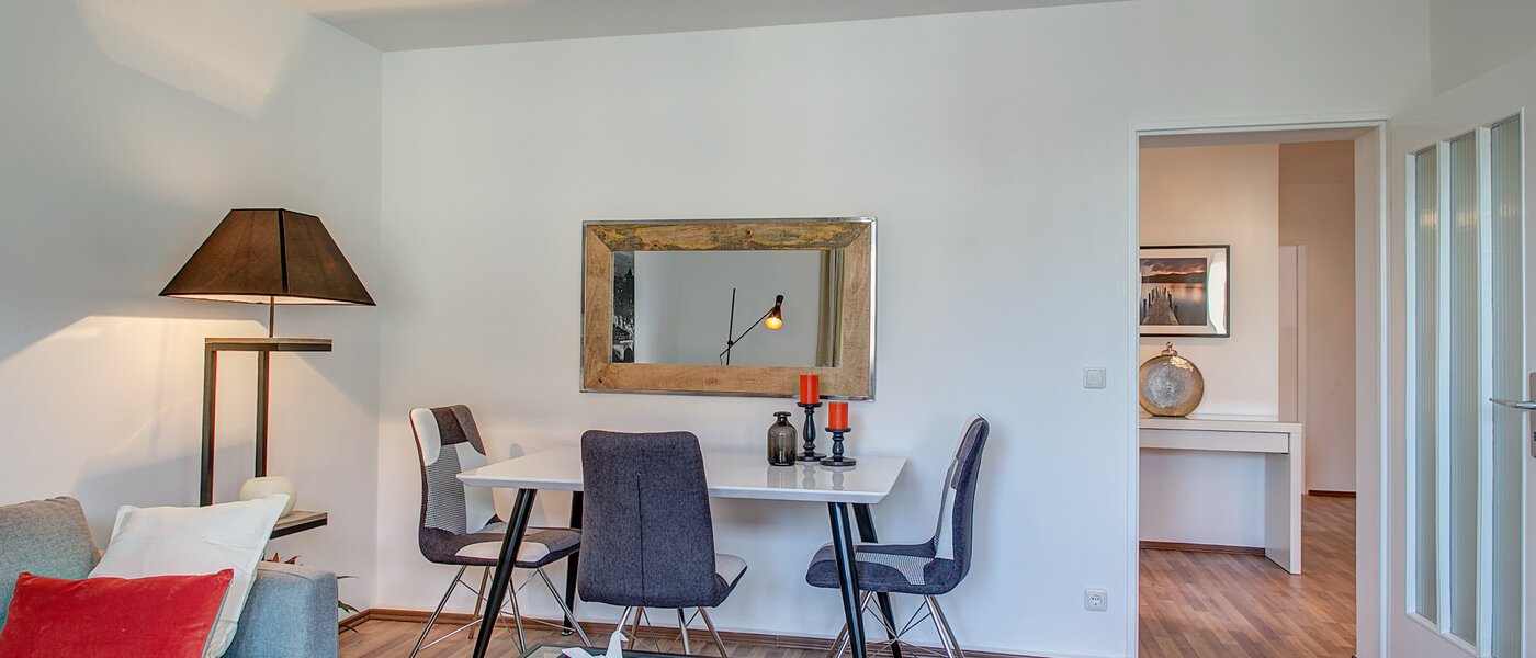 Lapos München Schwabing 03 Élő 9871