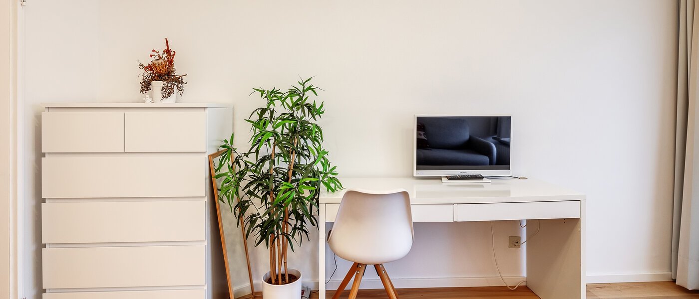 Ploché München Schwabing-Nord (zw. Leopoldstraße & Englischen Garten) 03 Obývacia časť 9873