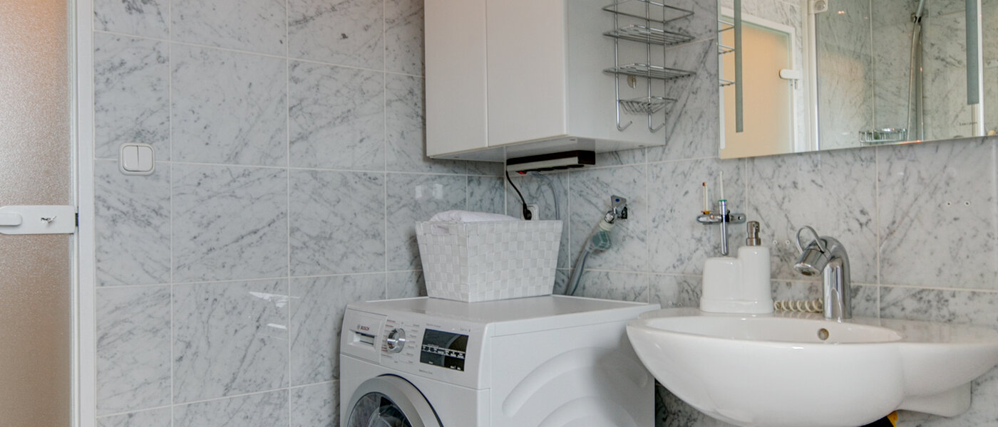 Çatı katı dairesi München Thalkirchen 04 Banyo 9893