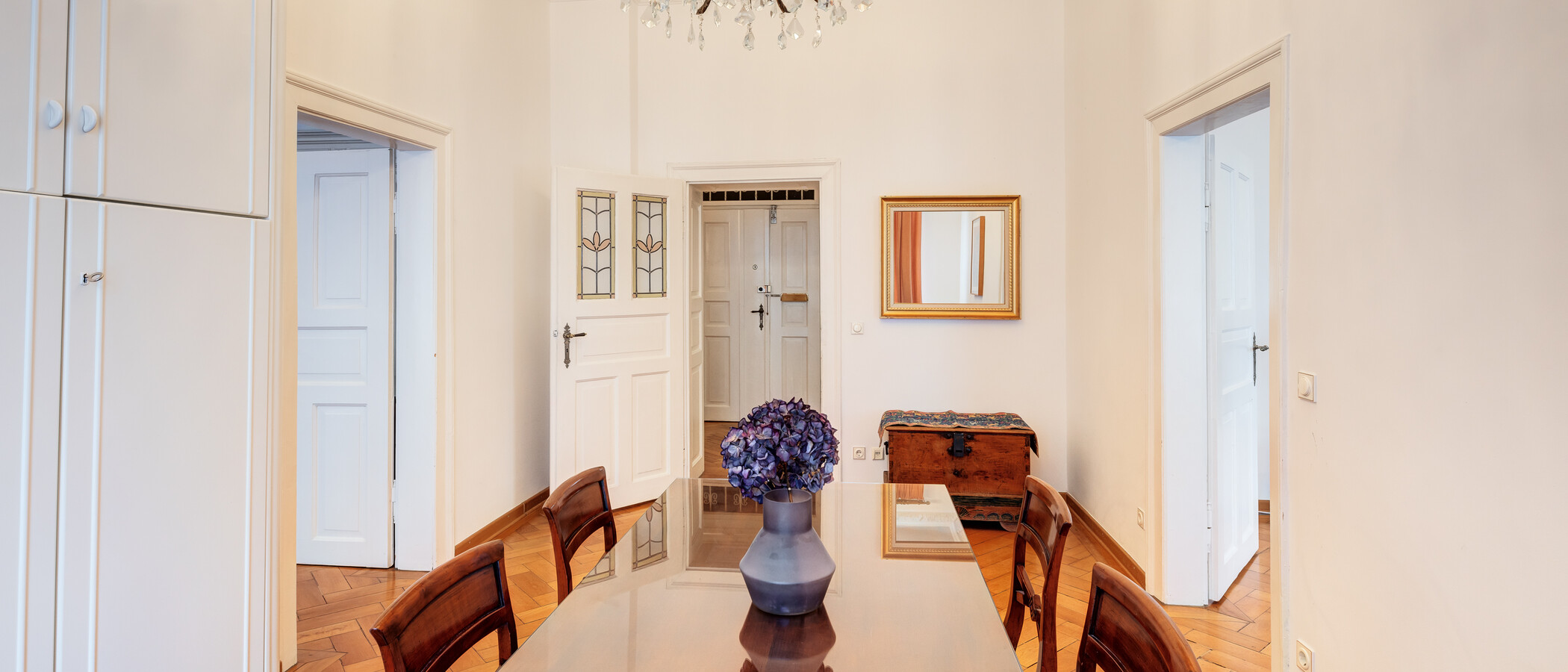 Lapos München Schwabing-Nord (zw. Belgrad- & Leopoldstraße) 01 Étkező 9895