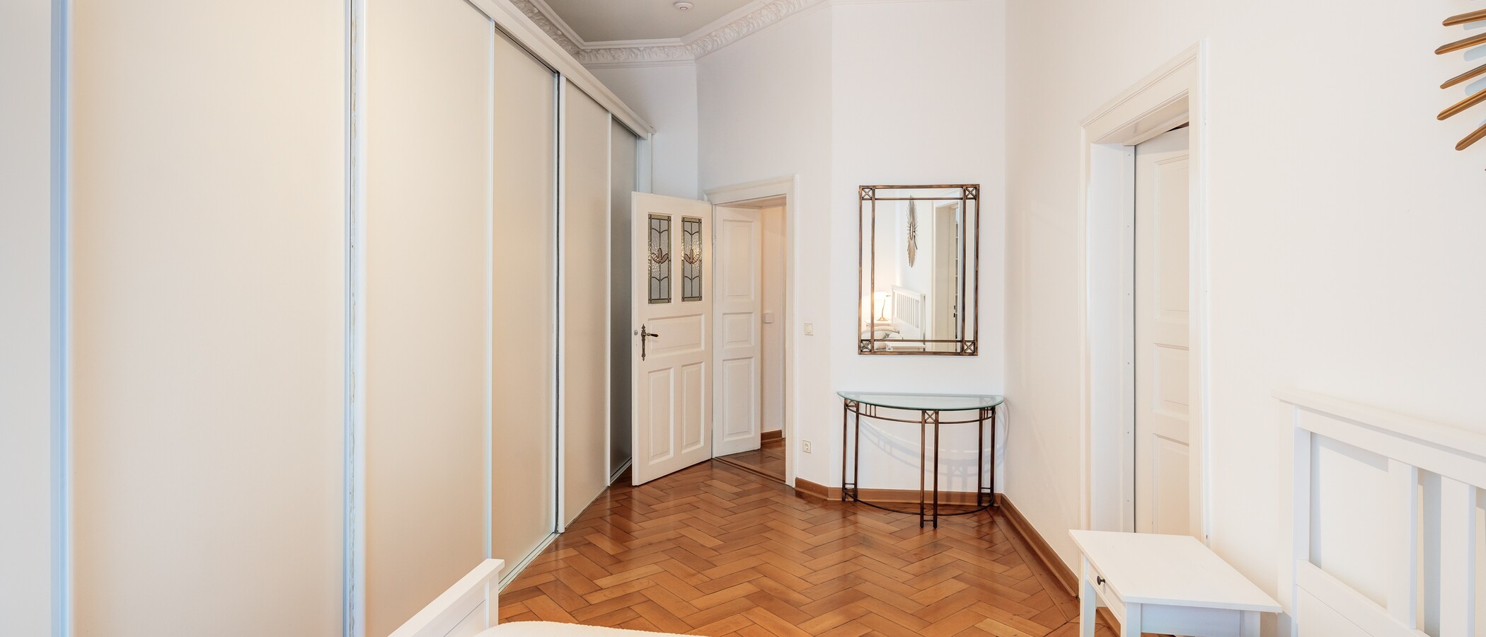 Lapos München Schwabing-Nord (zw. Belgrad- & Leopoldstraße) 02 1. hálószoba 9895