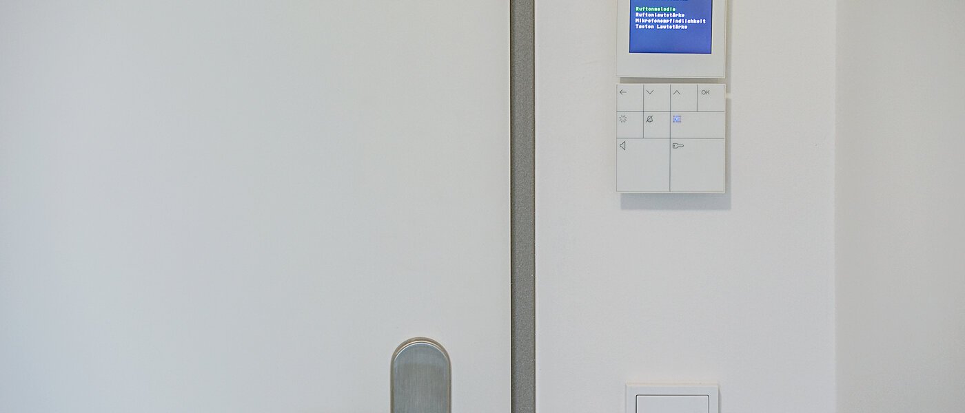 Плосък München Schwabing-Georgenschwaige 03 Коридор/ коридор 9904