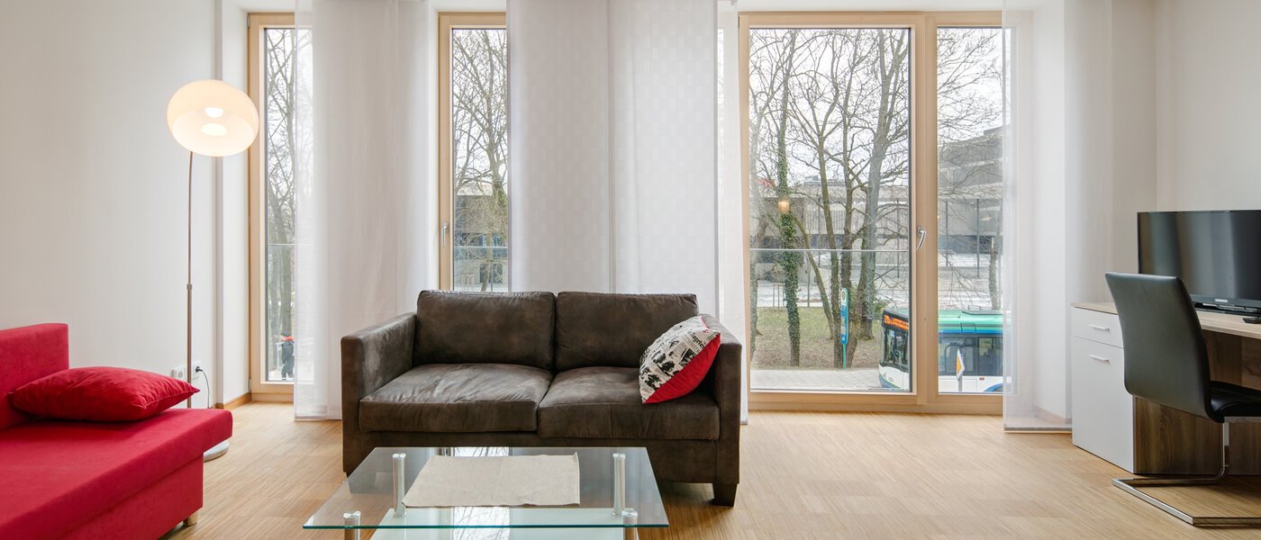 Ploché Unterschleißheim Lohhof 02 Living 9906