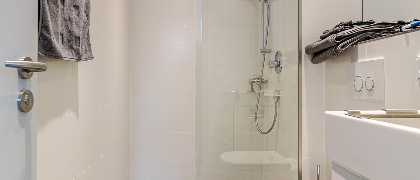 Ploché Unterschleißheim Lohhof 01 Koupelna 9906