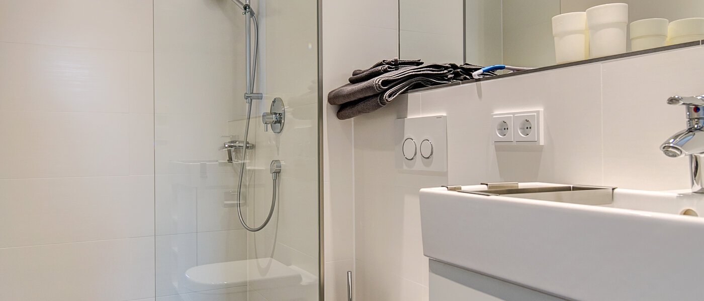 Ploché Unterschleißheim Lohhof 02 Koupelna 9906