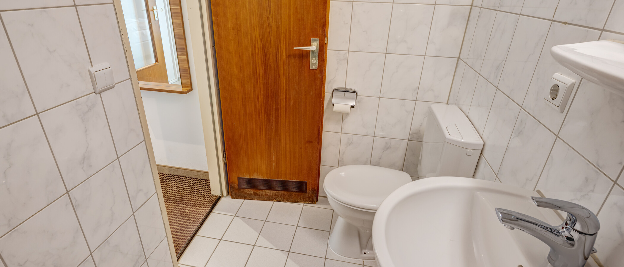 Lapos München Maxvorstadt 03 Fürdőszoba 9951