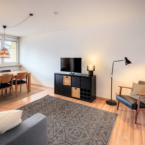 Ploché s 2 Pokoje | Mnichov-Schwabing | 10210