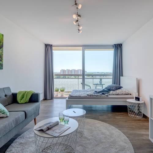 Ploché s 1 Izba | Mníchov-Neuperlach | 10620