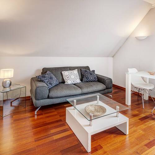 Podkrovní byt s 2 Pokoje | Mnichov-Oberföhring | 1206