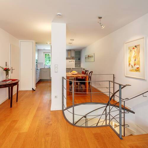 Mezonetno stanovanje s spletno stranjo . 3 Sobe | München-Cosimapark | 12301