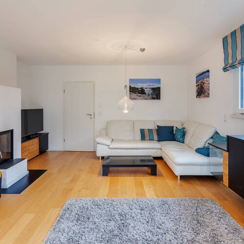 Fritliggende hus med 6 Værelser | Starnberg | 12506