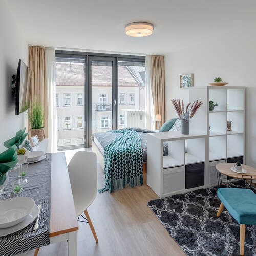 Ravna stran s spletno stranjo . 1 Soba | München-Maxvorstadt | 12507