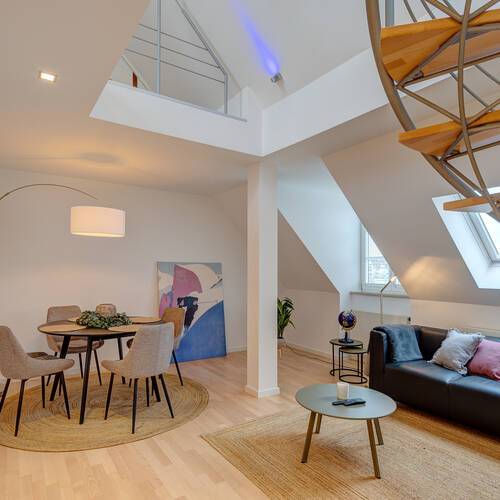 Maisonette-gallerileilighet with 2.5 room | Munich-Maxvorstadt | 13317
