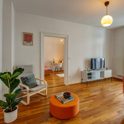 Ravna stran s spletno stranjo . 3 Sobe | München-Glockenbachviertel | 13888