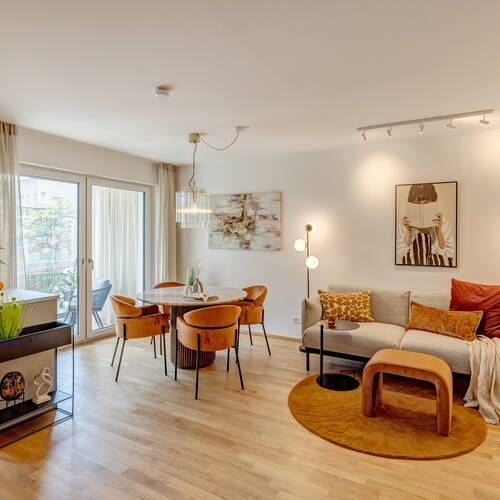 Plat cu 3 Camere | München-Neuhausen | 13994