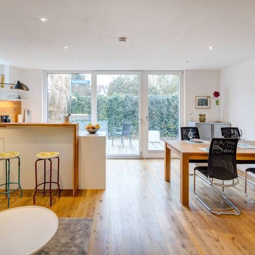 Flad med 2.5 Værelser | München-Allach | 14325