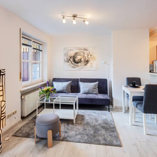 Lapos a  címen 1 Szoba | München-Trudering | 14518