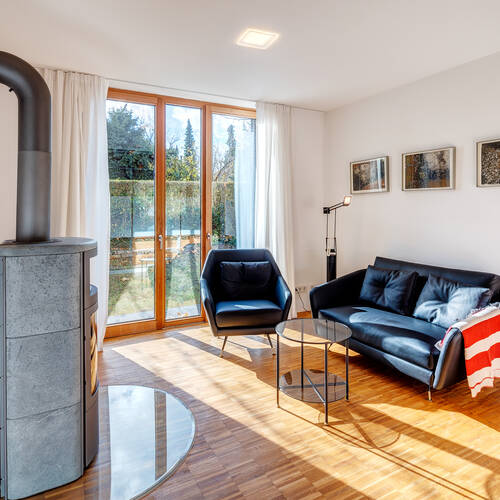 Vrtno stanovanje s spletno stranjo . 3 Sobe | München-Harlaching | 4247