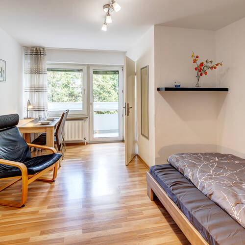 Lapos a  címen 1 Szoba | München-Milbertshofen | 4660